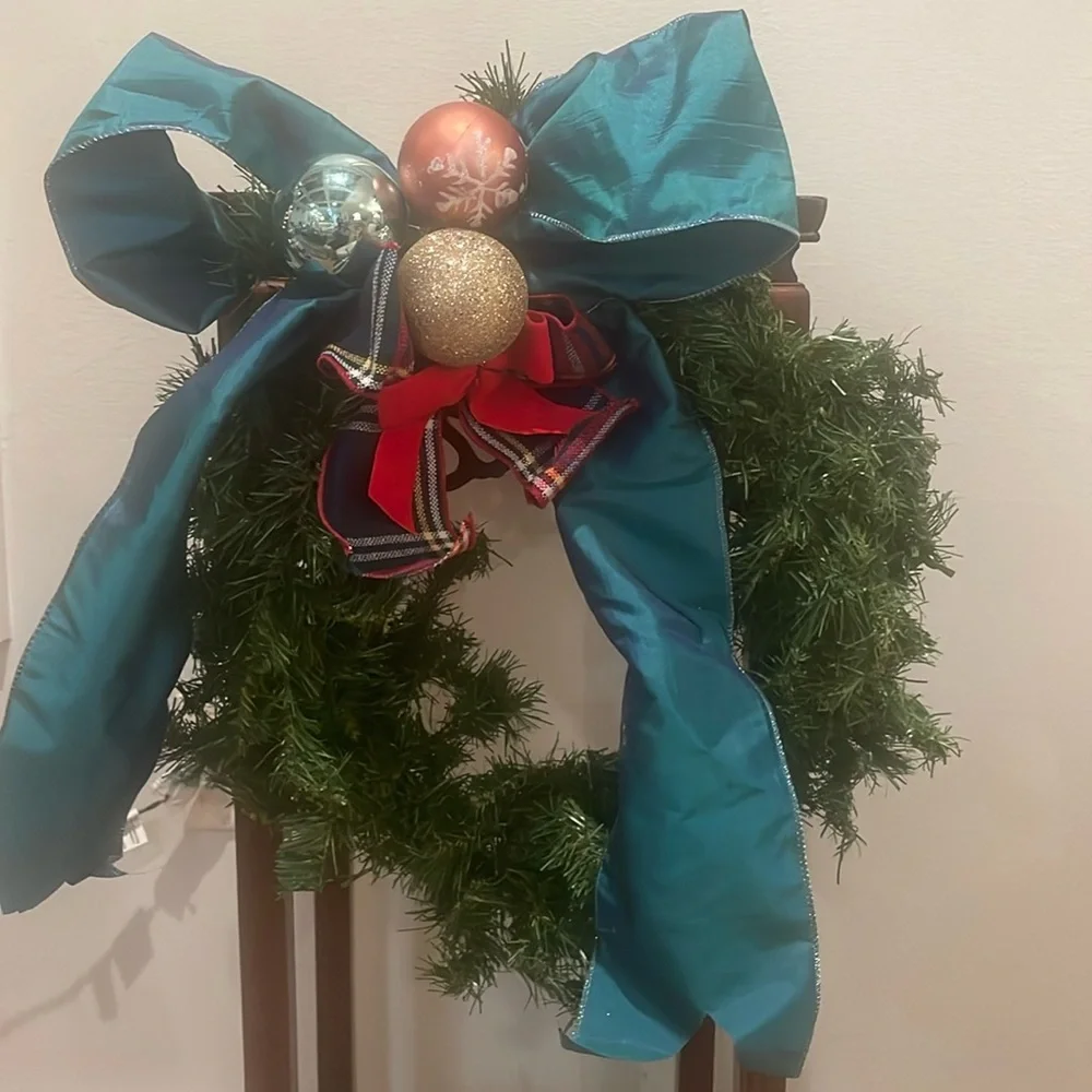 Holiday Christmas wreath plaid ribbon ornaments turquoise bow medium size
